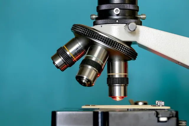 microscope, lab, research, medical, slide, instrument, glass, optics, virus, micro, care, health, close-up, chemistry, experiment, viewfinder, microscopy, plate, scrutiny, sample, 